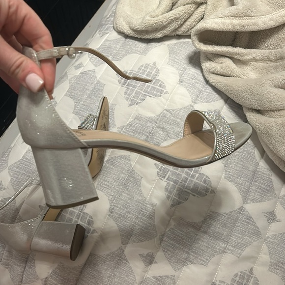 Heels - Picture 3 of 4